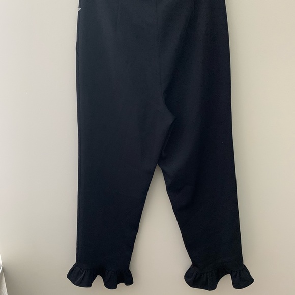 Endless Rose Capri Pants - Picture 2 of 4